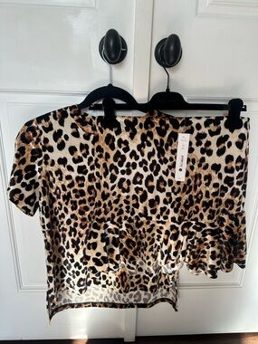 Leopard Print Bloomingdale’s aqua, miniskirt and matching top set size small